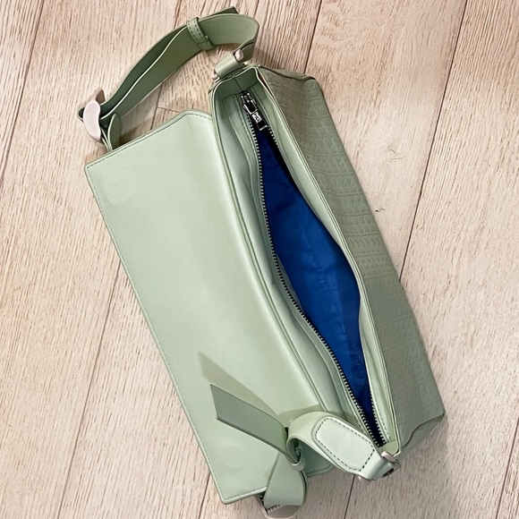 (SOLD)HVISK Rally Keyboard Baguette Bag🥝 Perfect for SPRING & SUMMER - Picture 10 of 12